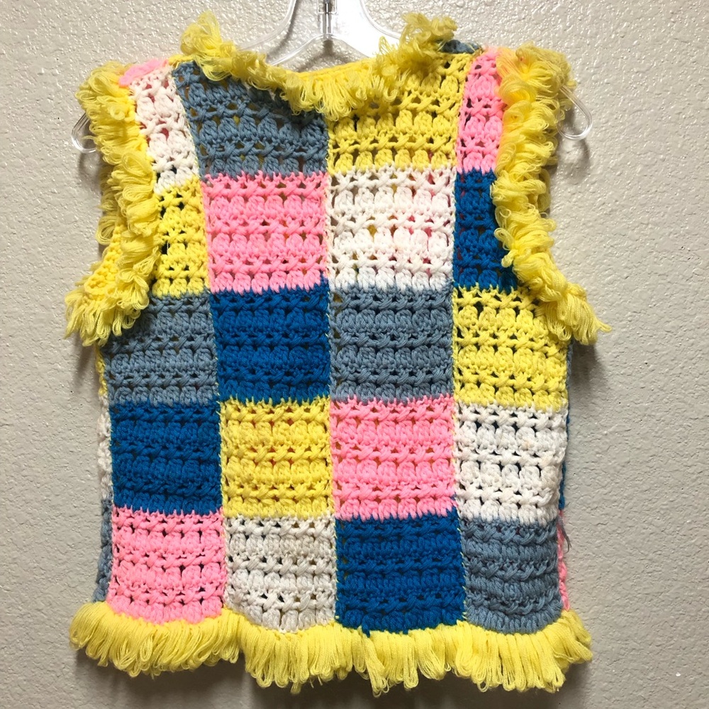 Vintage Handmade Crochet Granny Vest Yellow, Blue, Pink,Gray,White 16”X20”Large - Picture 9 of 9